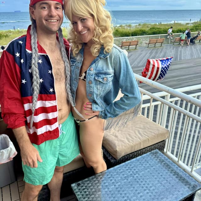 WE LOVE CONNOR HUBBARD'S WIG PARTY!!!